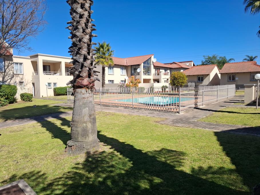 2 Bedroom Simplex