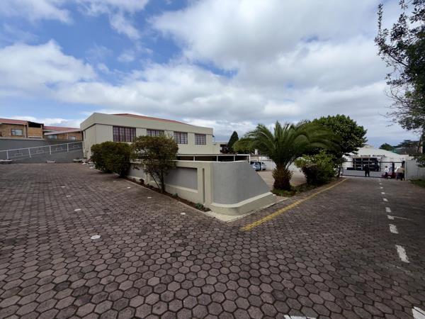 856 m² Commercial space