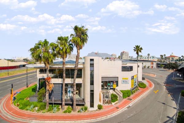 1 059 m² Commercial space