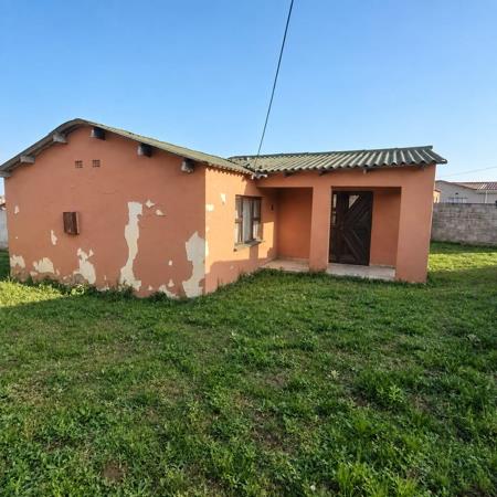 2 Bedroom House