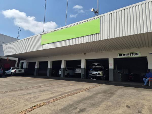 818 m² Industrial space