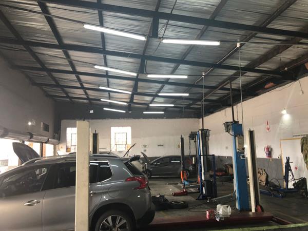 313 m² Industrial space