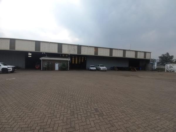 3 694 m² Commercial space