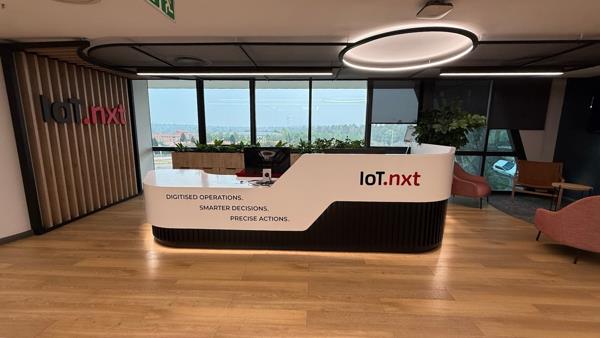 1 931 m² Office Space