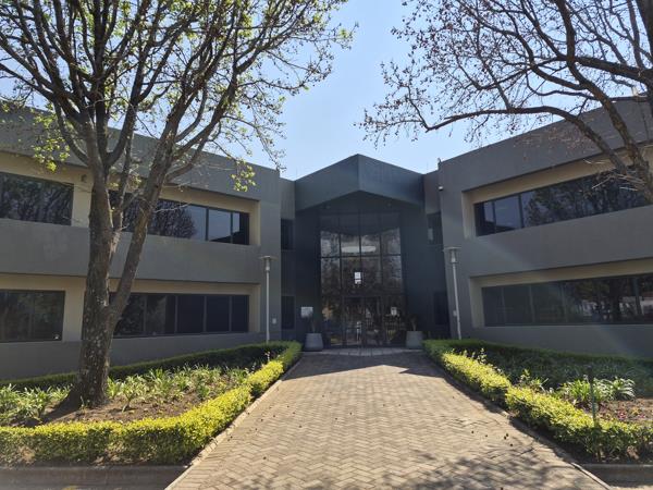 1 069 m² Commercial space