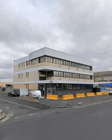 350 m² Commercial space