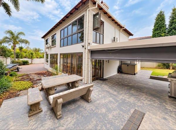5 Bedroom House