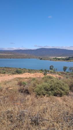 1 215 m² Land