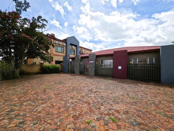 302 m² Commercial space