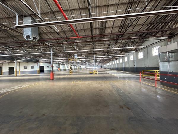 9 295 m² Industrial space