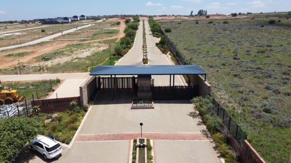 814 m² Land