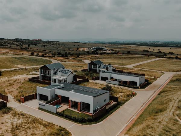 867 m² Land