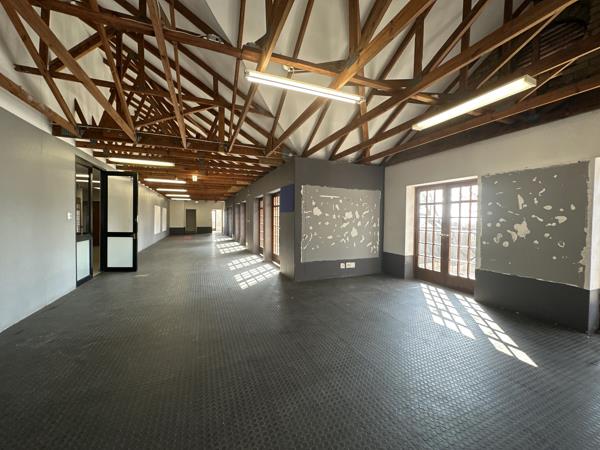 186 m² Commercial space