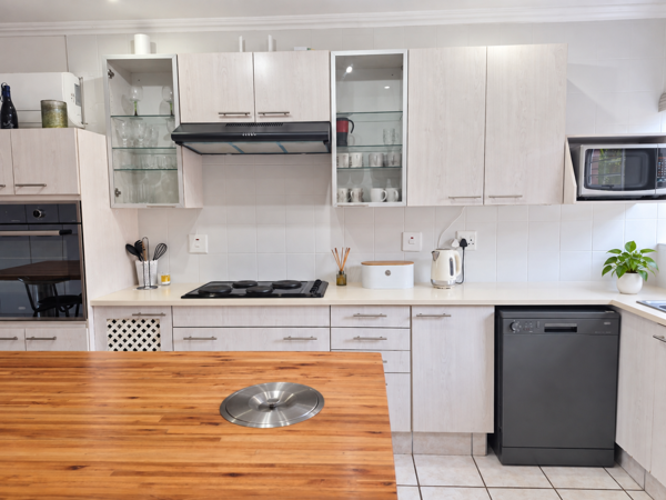 4 Bedroom Townhouse