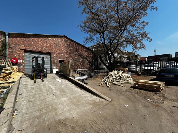 700 m² Industrial space