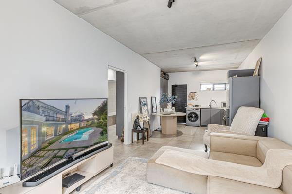 1 Bedroom Flat