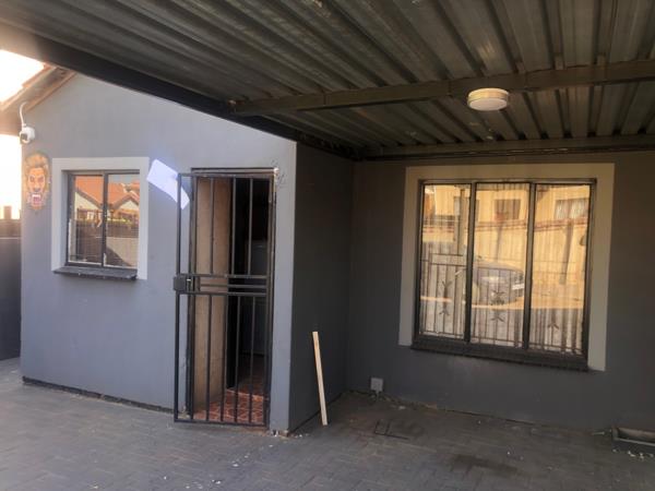 2 Bedroom House