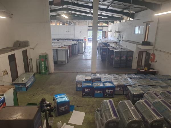 1 140 m² Industrial space