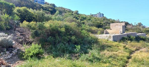 935 m² Land