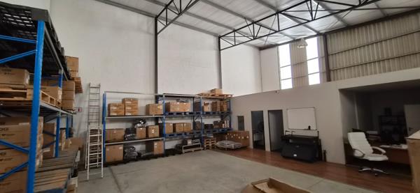 195 m² Industrial space