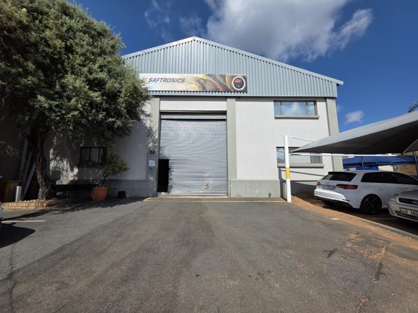 1 400 m² Industrial space
