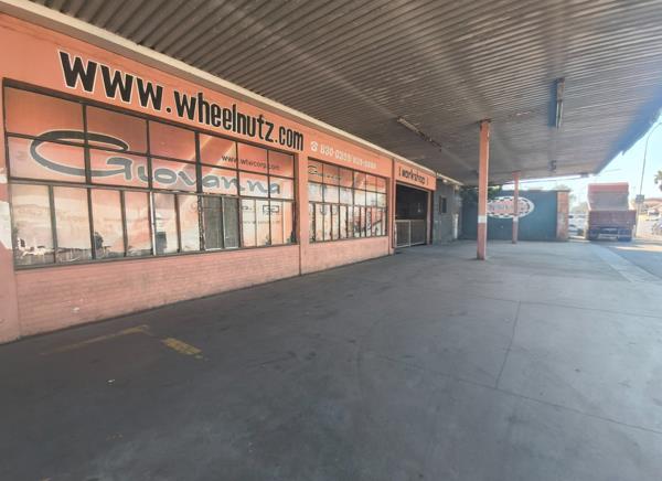 700 m² Commercial space