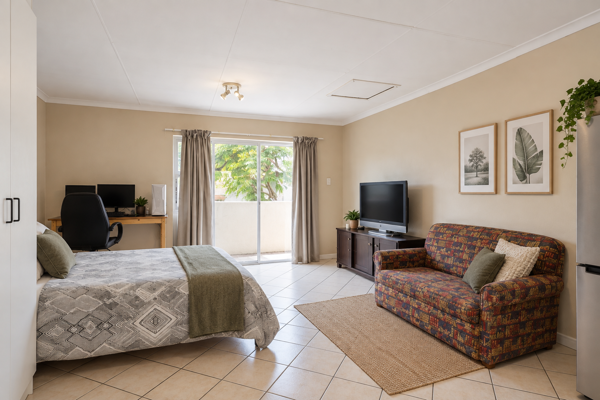 Studio Apartment