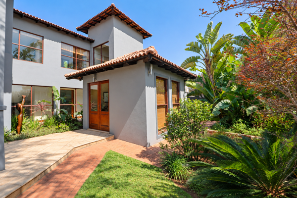 5 Bedroom House