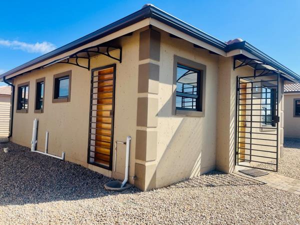 2 Bedroom House