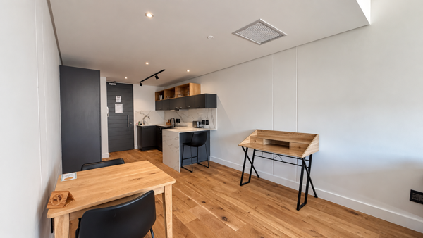 1 Bedroom Apartment
