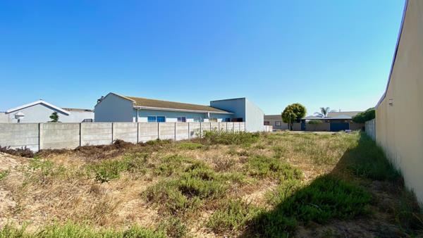 400 m² Land