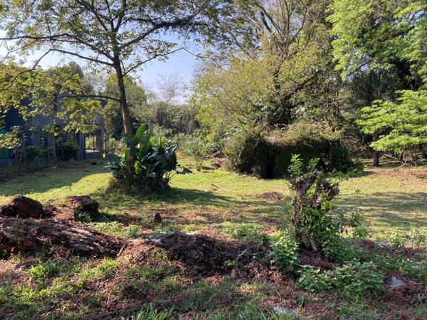 1 500 m² Land