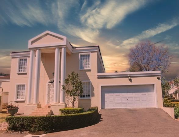 4 Bedroom Townhouse