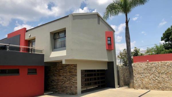4 Bedroom Townhouse
