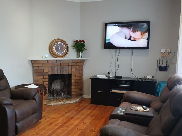 2 Bedroom House