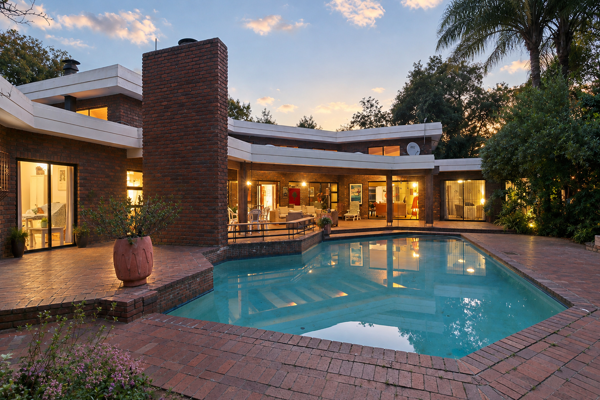5 Bedroom House