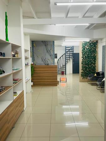 Commercial space