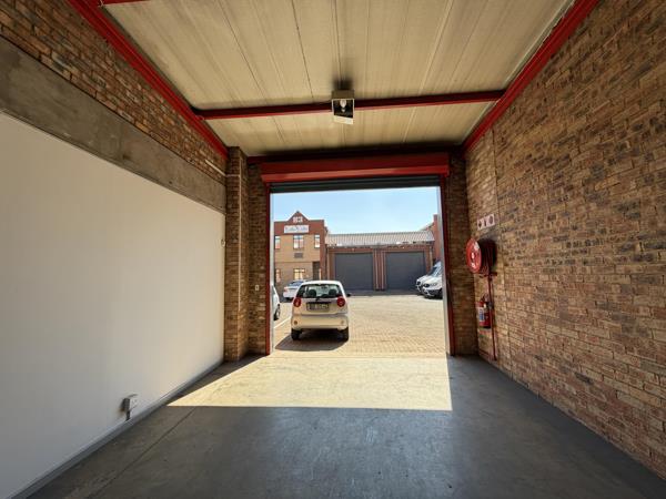 230 m² Industrial space