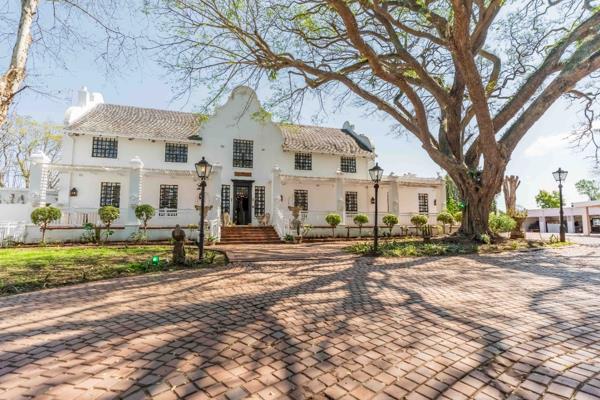 9 Bedroom House