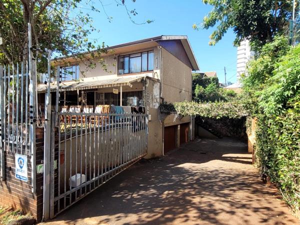 2 Bedroom Duplex