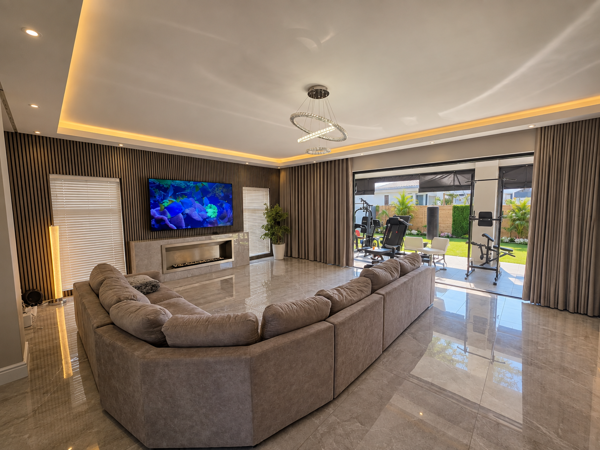 5 Bedroom House