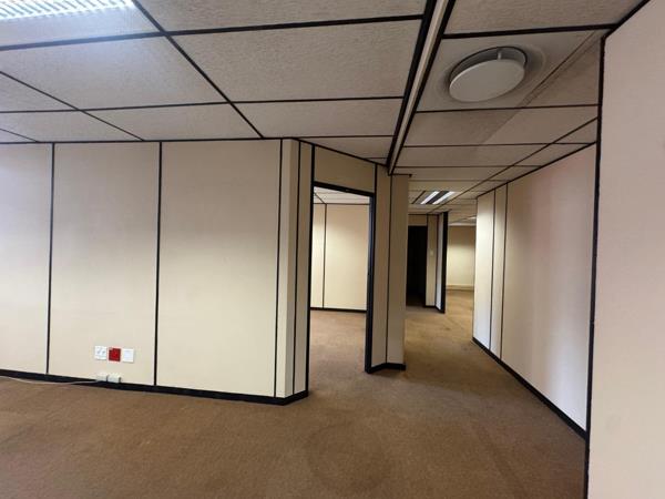 218 m² Commercial space