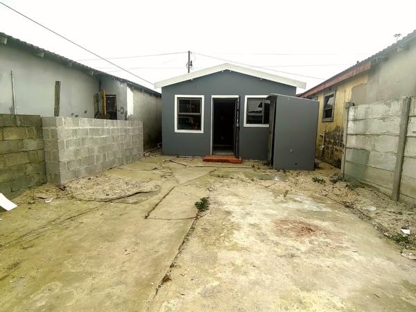 2 Bedroom House