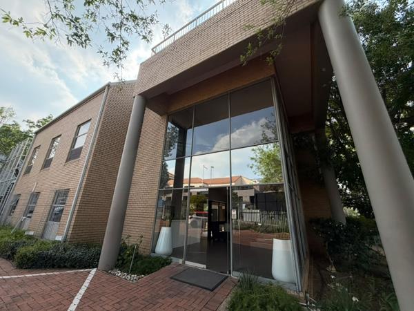 860 m² Commercial space