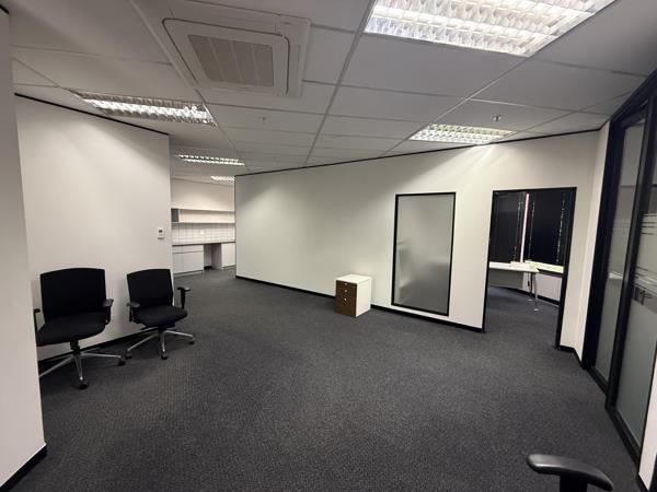 125 m² Commercial space