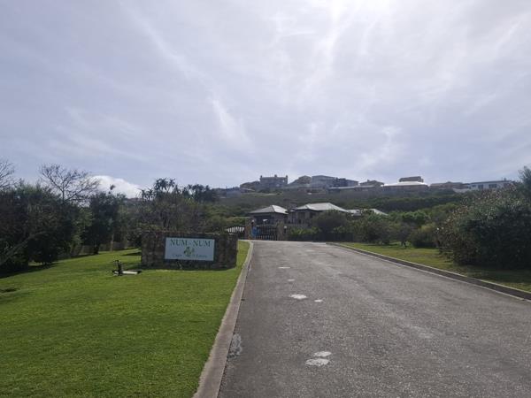 1 589 m² Land