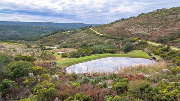 4 793 m² Land