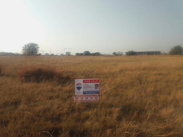874 m² Land
