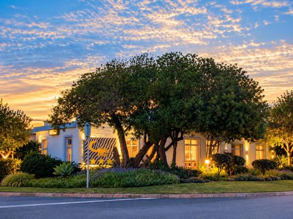 730 m² Commercial space