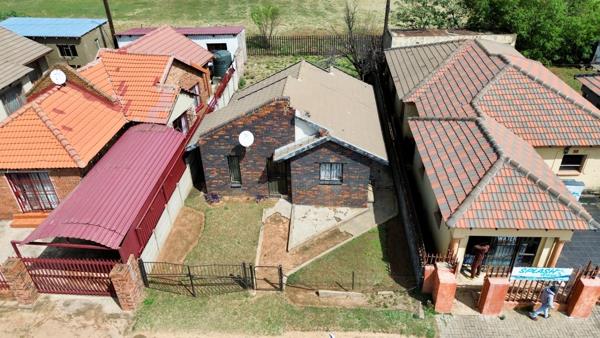 2 Bedroom House